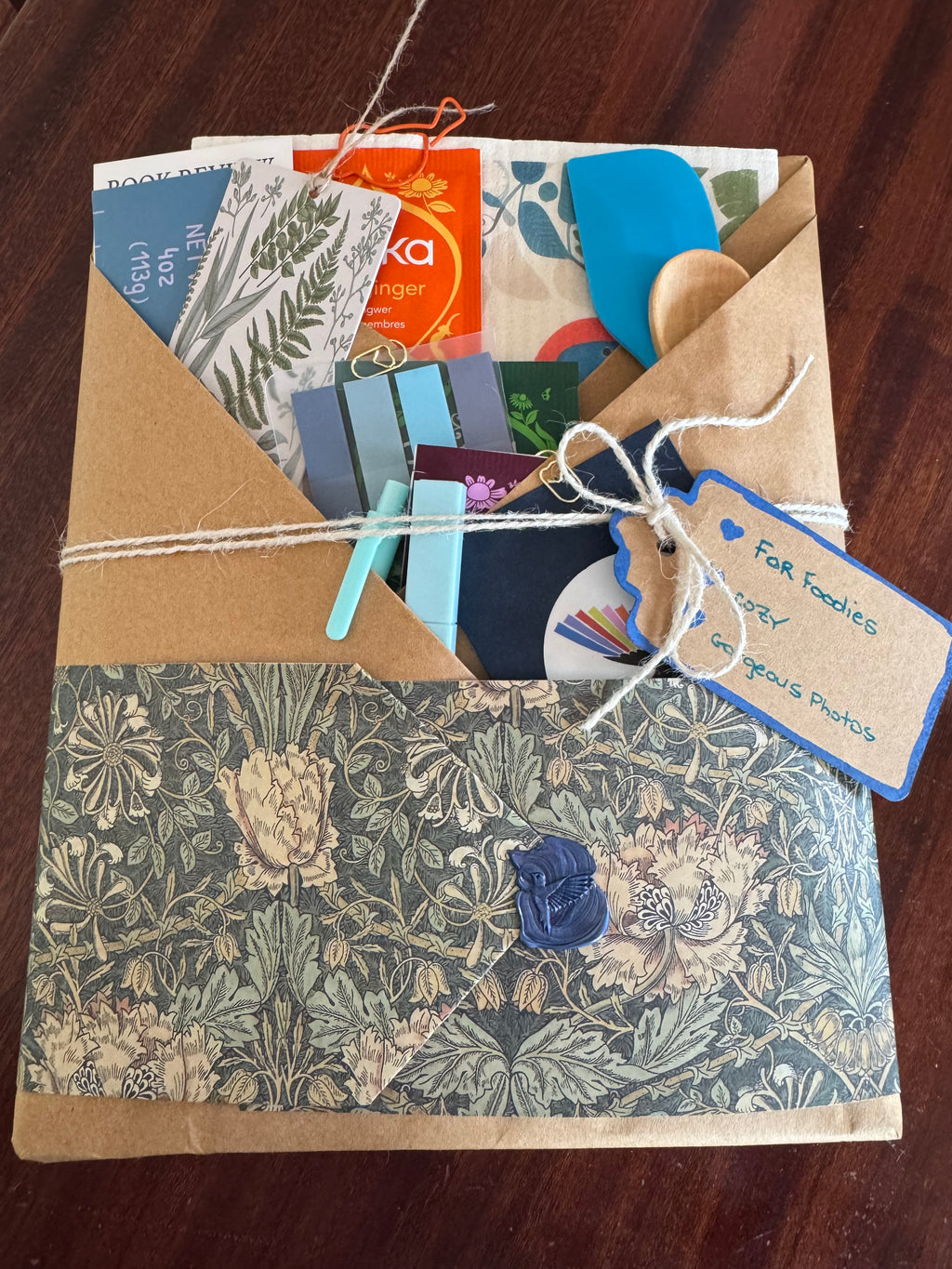 Blind Date with a Cookbook – Mystery Cookbook Bundle | Birdie's Books