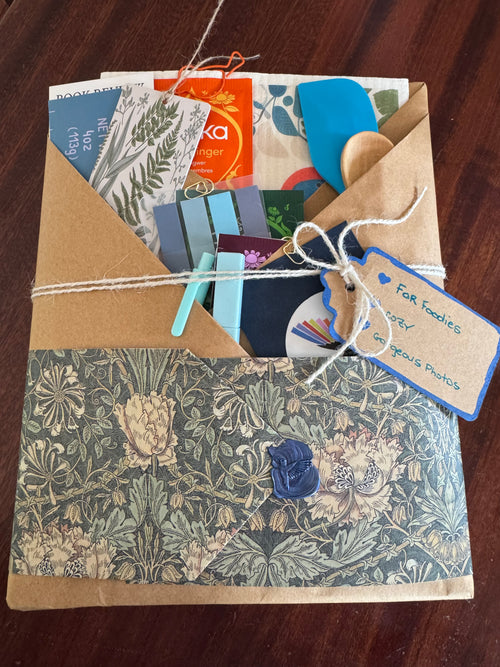 Blind Date with a Cookbook – Mystery Cookbook Bundle | Birdie's Books